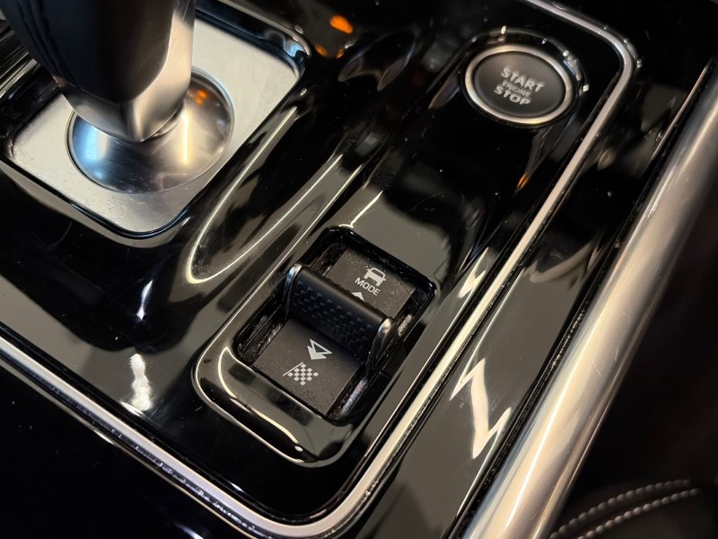 2023 (73) JAGUAR XE 2.0 D200 R-Dynamic SE Black 4dr Auto 5006005