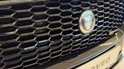 2023 (73) JAGUAR XE 2.0 D200 R-Dynamic SE Black 4dr Auto 5006012