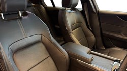 2023 (73) JAGUAR XE 2.0 D200 R-Dynamic SE Black 4dr Auto 5005993