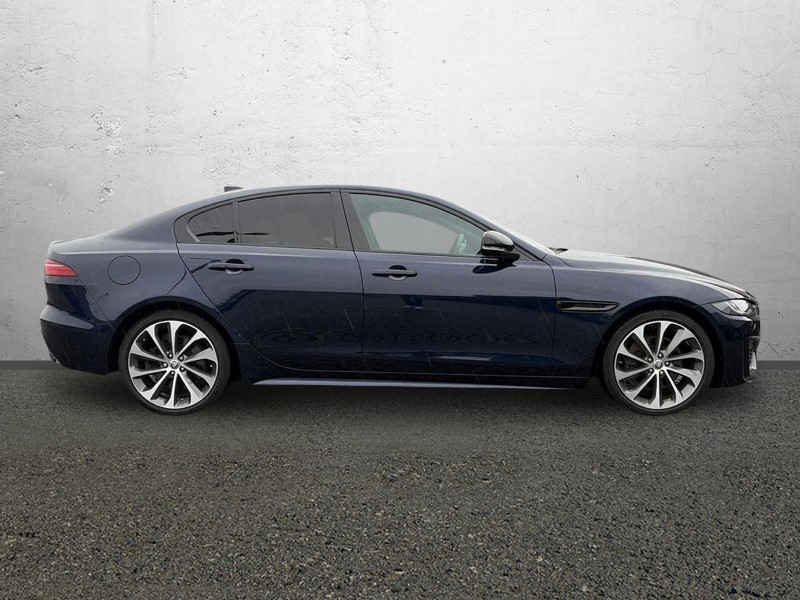 2023 (73) JAGUAR XE 2.0 D200 R-Dynamic SE Black 4dr Auto 5028013