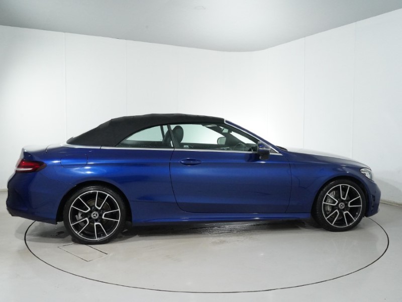 2019 (69) MERCEDES-BENZ C CLASS C300d AMG Line Premium 2dr 9G-Tronic 5434654