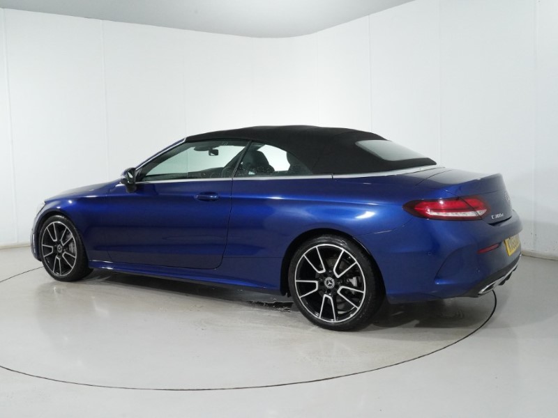 2019 (69) MERCEDES-BENZ C CLASS C300d AMG Line Premium 2dr 9G-Tronic 5434659