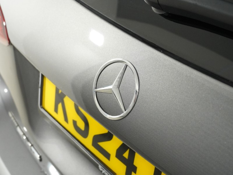 2024 (24) MERCEDES-BENZ A CLASS A35 4Matic Premium Plus 5dr Auto 5435564