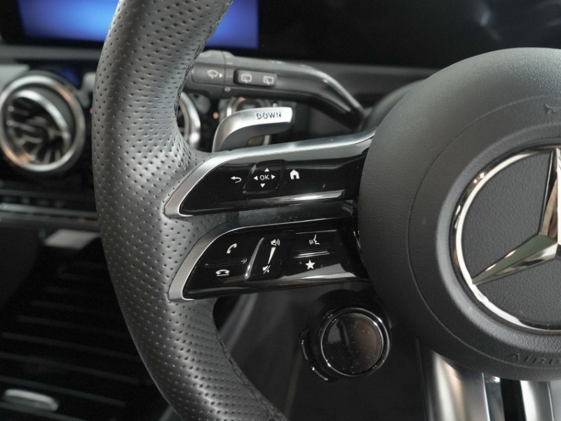 2024 (24) MERCEDES-BENZ A CLASS A35 4Matic Premium Plus 5dr Auto 5435590