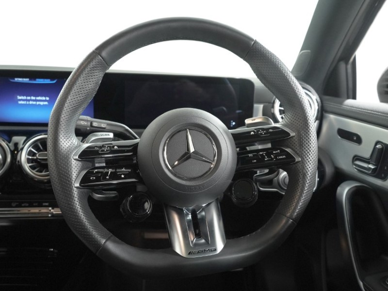 2024 (24) MERCEDES-BENZ A CLASS A35 4Matic Premium Plus 5dr Auto 5435577