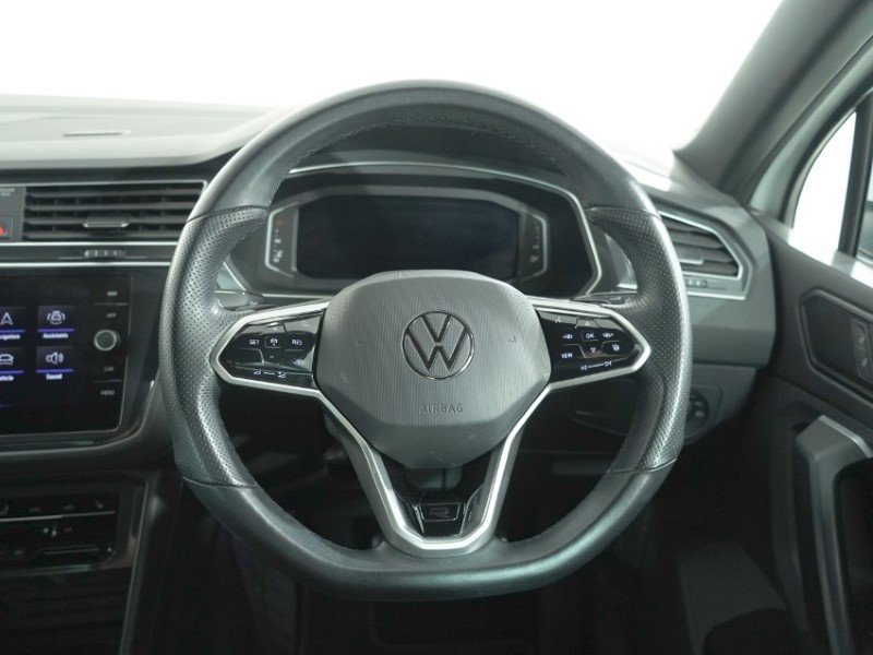 2021 (21) VOLKSWAGEN TIGUAN 2.0 TDI 200 4Motion R-Line 5dr DSG 5483222