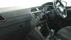 2021 (21) VOLKSWAGEN TIGUAN 2.0 TDI 200 4Motion R-Line 5dr DSG 5483215
