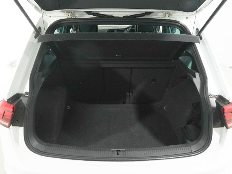 2021 (21) VOLKSWAGEN TIGUAN 2.0 TDI 200 4Motion R-Line 5dr DSG 5483213