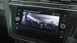 2021 (21) VOLKSWAGEN TIGUAN 2.0 TDI 200 4Motion R-Line 5dr DSG 5483262