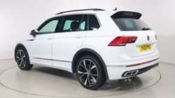 2021 (21) VOLKSWAGEN TIGUAN 2.0 TDI 200 4Motion R-Line 5dr DSG 1