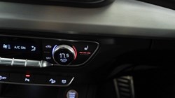 2018 (68) AUDI Q5 S Quattro 5dr Tip Auto 5437655