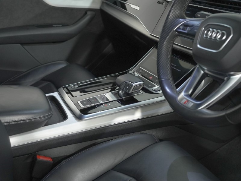 2021 (71) AUDI Q7 50 TDI Quattro S Line 5dr Tiptronic 5439513