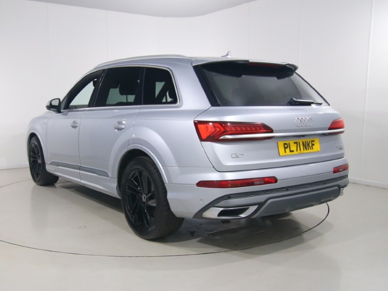 2021 (71) AUDI Q7 50 TDI Quattro S Line 5dr Tiptronic