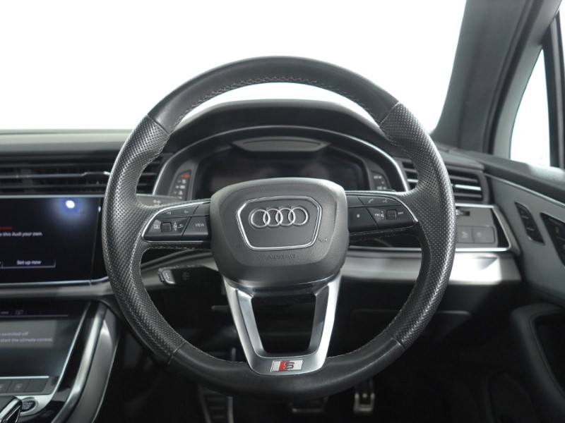 2021 (71) AUDI Q7 50 TDI Quattro S Line 5dr Tiptronic 5439499