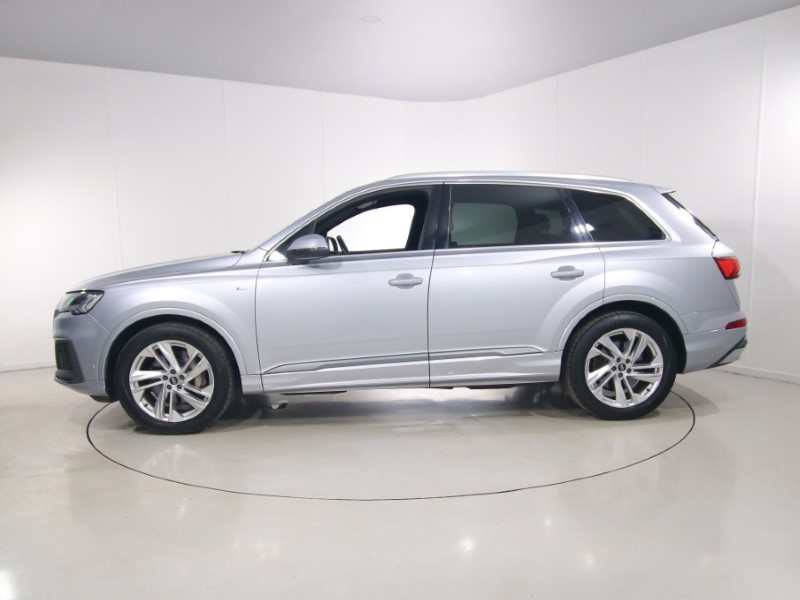2021 (71) AUDI Q7 50 TDI Quattro S Line 5dr Tiptronic 5439551