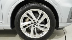 2021 (71) AUDI Q7 50 TDI Quattro S Line 5dr Tiptronic 5439503