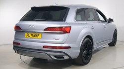 2021 (71) AUDI Q7 50 TDI Quattro S Line 5dr Tiptronic 5842408