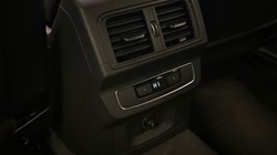 2023 (23) AUDI Q5 50 TFSI e Quattro S Line 5dr S Tronic 4988570