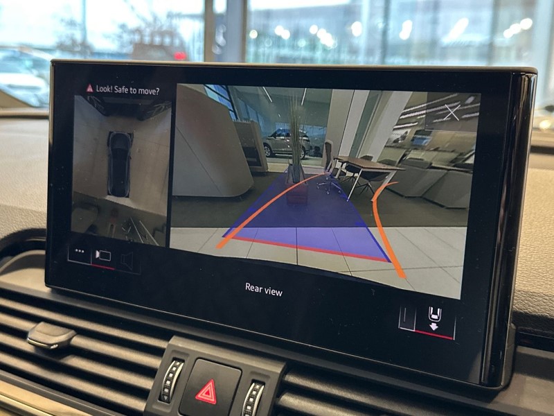 2023 (23) AUDI Q5 50 TFSI e Quattro S Line 5dr S Tronic 4988564