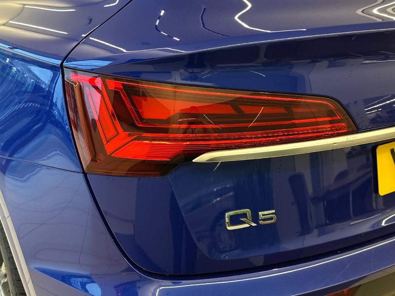 2023 (23) AUDI Q5 50 TFSI e Quattro S Line 5dr S Tronic 4988596