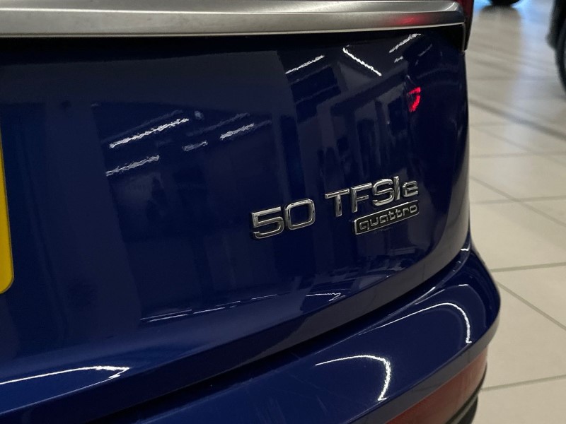 2023 (23) AUDI Q5 50 TFSI e Quattro S Line 5dr S Tronic 4988595