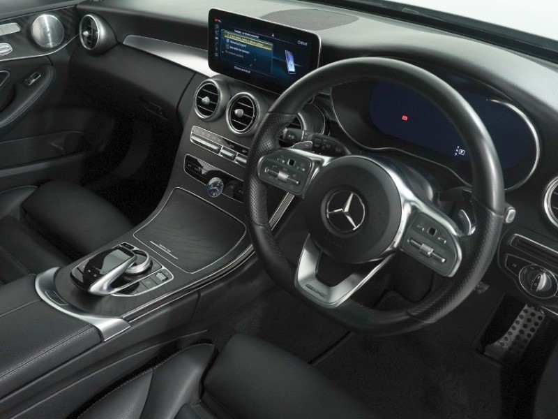 2019 (19) MERCEDES-BENZ C CLASS C300d AMG Line Premium Plus 5dr 9G-Tronic 5448244