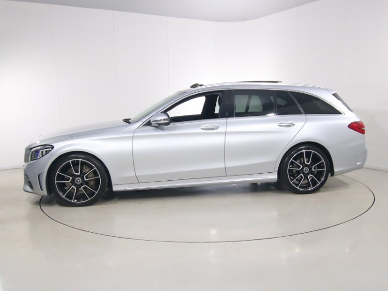 2019 (19) MERCEDES-BENZ C CLASS C300d AMG Line Premium Plus 5dr 9G-Tronic 5448286