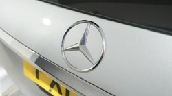 2019 (19) MERCEDES-BENZ C CLASS C300d AMG Line Premium Plus 5dr 9G-Tronic 5448217