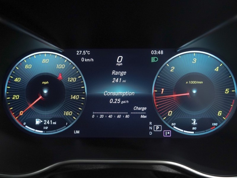 2019 (19) MERCEDES-BENZ C CLASS C300d AMG Line Premium Plus 5dr 9G-Tronic 5448275