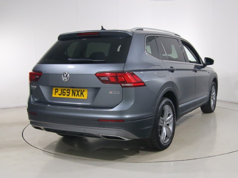 2019 (69) VOLKSWAGEN TIGUAN ALLSPACE 2.0 TDI 4Motion Match 5dr DSG 5490003