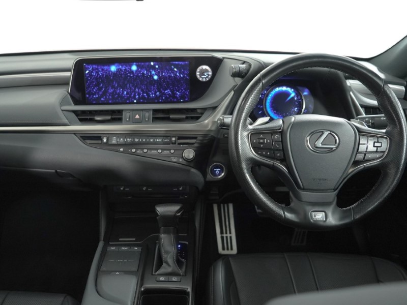 2021 (21) LEXUS ES 300h 2.5 F-Sport 4dr CVT 5496437