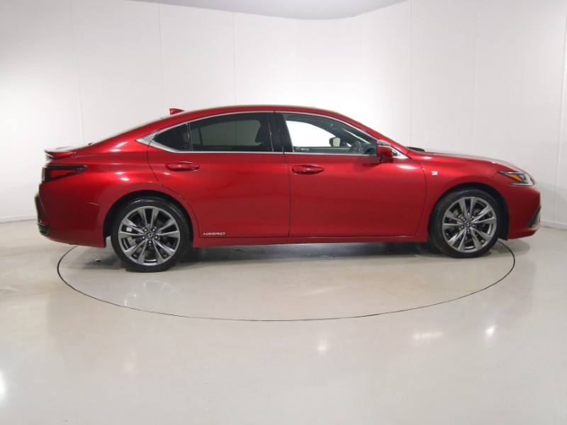 2021 (21) LEXUS ES 300h 2.5 F-Sport 4dr CVT 5496486