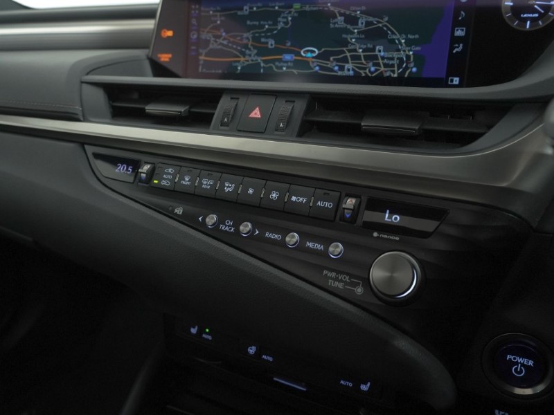 2021 (21) LEXUS ES 300h 2.5 F-Sport 4dr CVT 5496462
