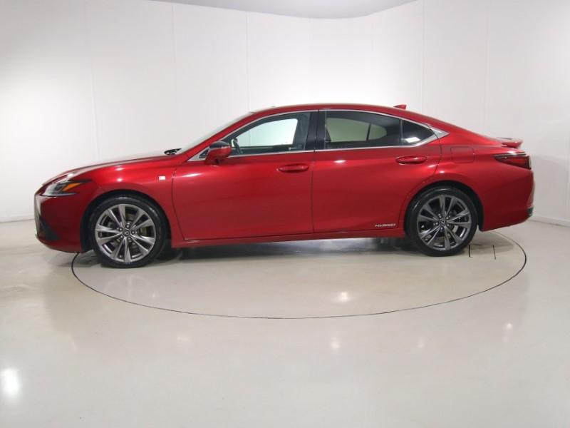 2021 (21) LEXUS ES 300h 2.5 F-Sport 4dr CVT 5496482