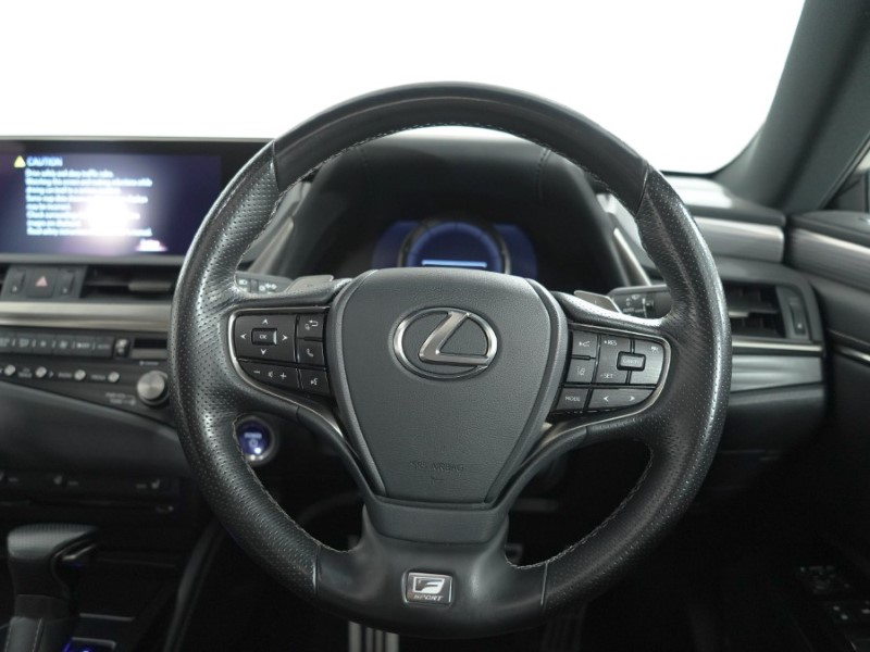 2021 (21) LEXUS ES 300h 2.5 F-Sport 4dr CVT 5496439