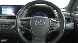 2021 (21) LEXUS ES 300h 2.5 F-Sport 4dr CVT 5496439