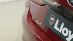 2021 (21) LEXUS ES 300h 2.5 F-Sport 4dr CVT 5496430