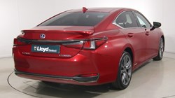 2021 (21) LEXUS ES 300h 2.5 F-Sport 4dr CVT 5496485