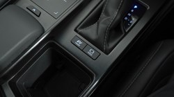 2021 (21) LEXUS ES 300h 2.5 F-Sport 4dr CVT 5496468