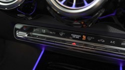 2024 (74) MERCEDES-BENZ GLB 200 AMG Line Premium Plus 5dr 7G-Tronic 5496705