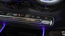 2024 (74) MERCEDES-BENZ GLB 200 AMG Line Premium Plus 5dr 7G-Tronic 5496704