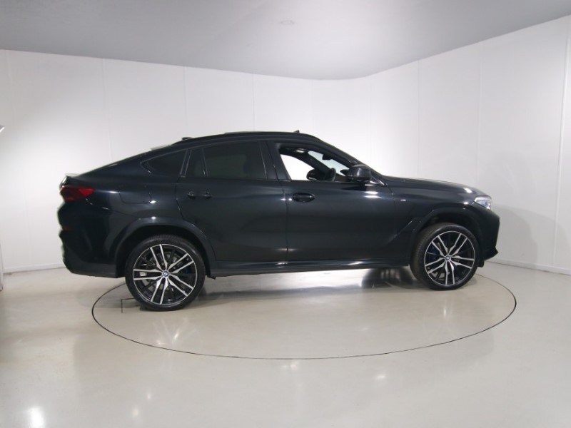 2021 (21) BMW X6 xDrive30d MHT M Sport 5dr Step Auto 5524659