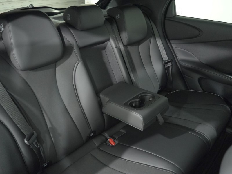 2026 (26) BYD DOLPHIN 150kW Design 60.4kWh 5dr Auto 5528600