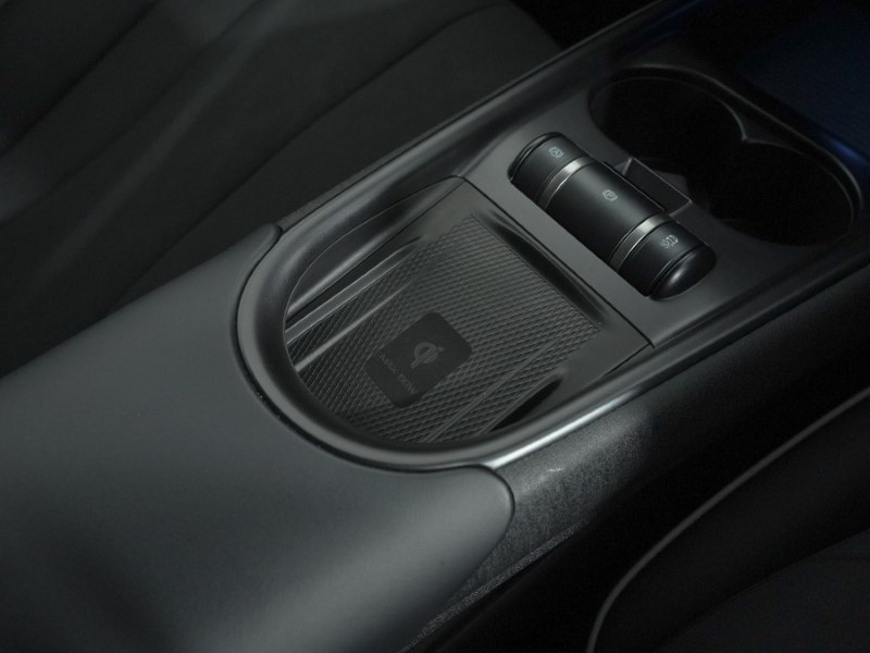 2026 (26) BYD DOLPHIN 150kW Design 60.4kWh 5dr Auto 5528562