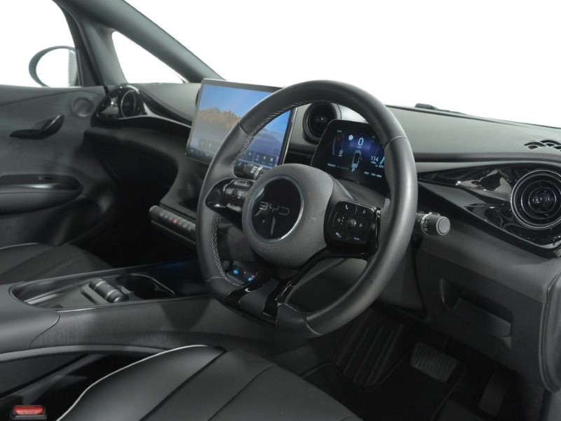 2026 (26) BYD DOLPHIN 150kW Design 60.4kWh 5dr Auto 5528574