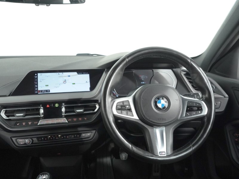 2020 (20) BMW 1 SERIES 118i M Sport 5dr 5534143