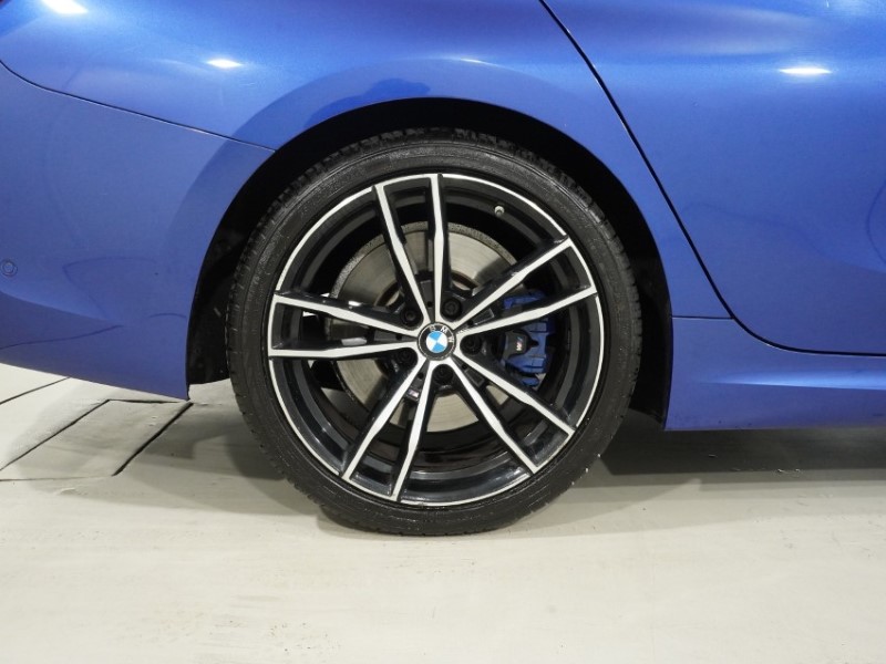 2019 (19) BMW 3 SERIES 330i M Sport 4dr Step Auto 5566292