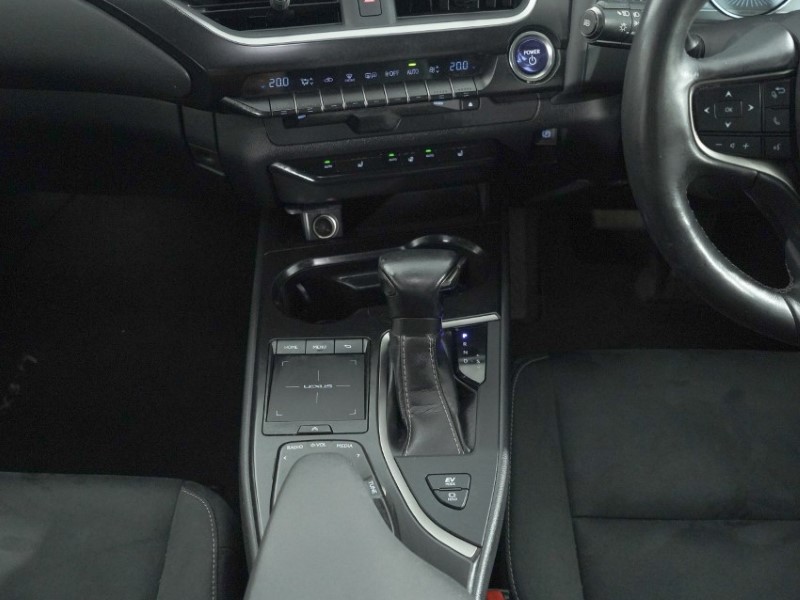 2020 (69) LEXUS UX 250h 2.0 5dr CVT [without Nav] 5562371