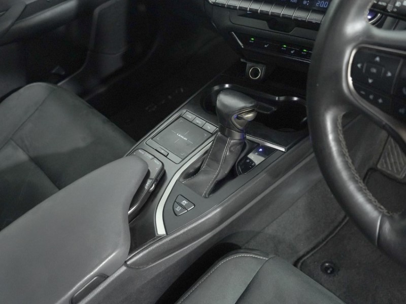 2020 (69) LEXUS UX 250h 2.0 5dr CVT [without Nav] 5562383