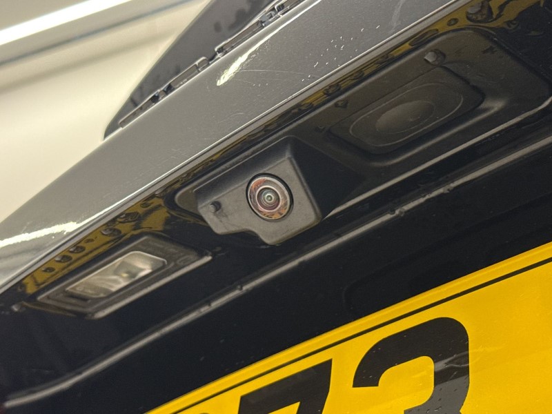 2023 (73) JAGUAR F-PACE 2.0 P400e R-Dynamic HSE Black 5dr Auto AWD 5027961